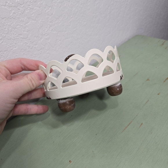 White Scalloped Footed Candle Stand Riser Metal Wood - Picture 2 of 4